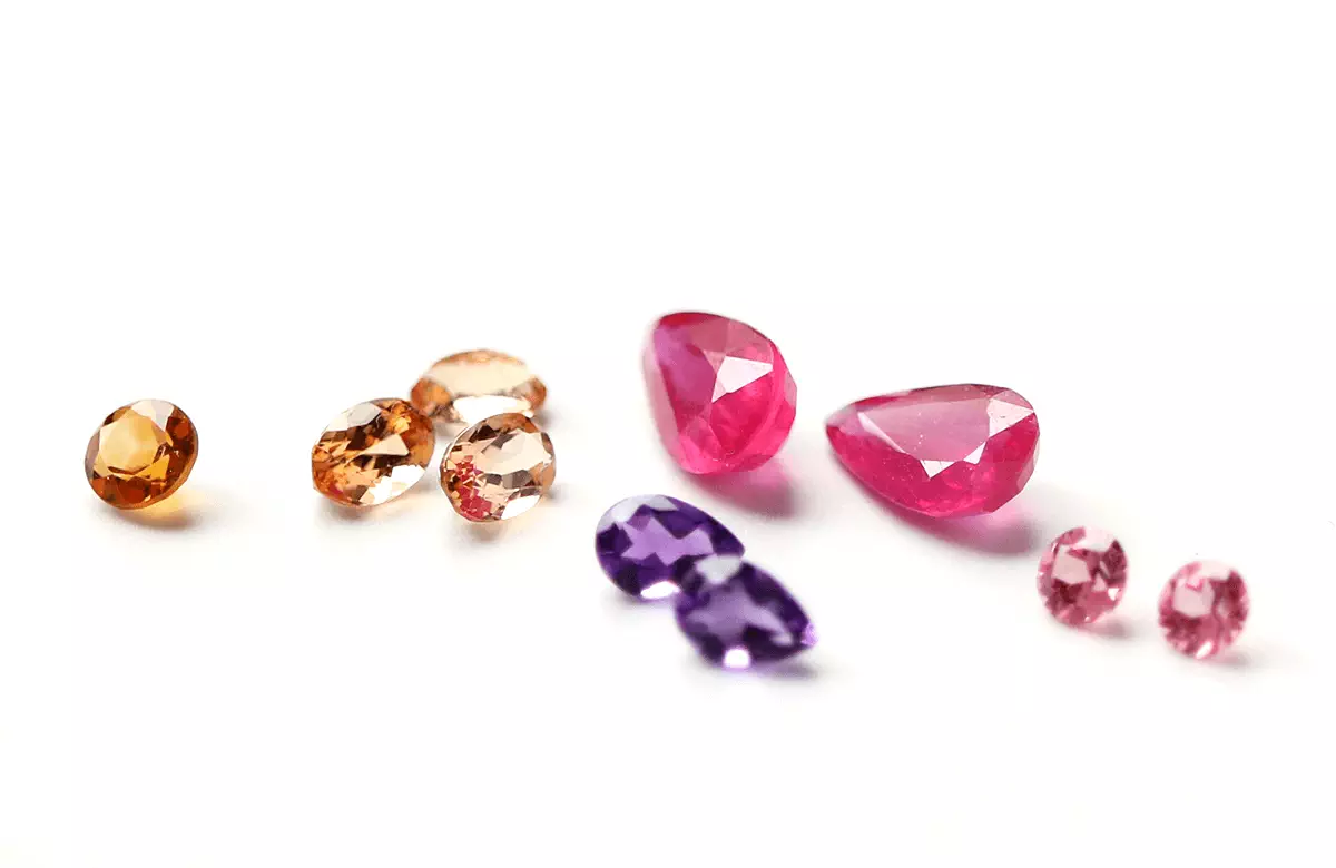 貴石・半貴石のこだわり