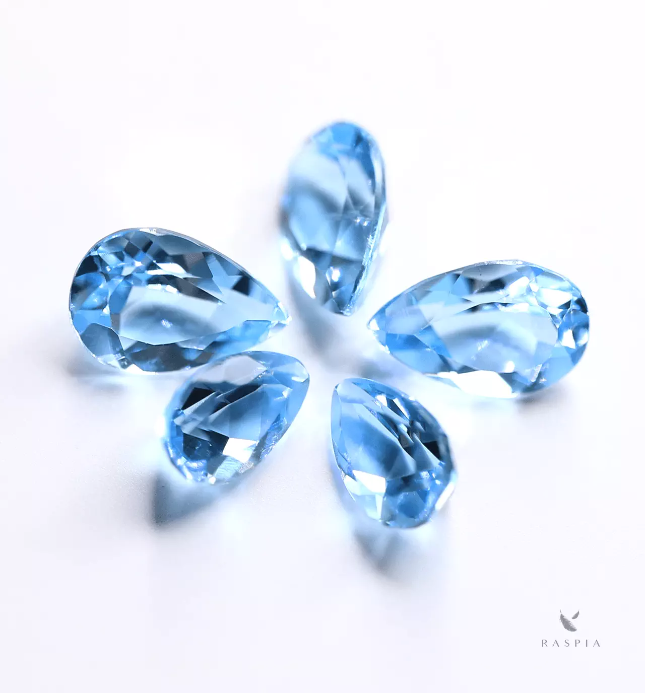K18 サンタマリア・アクアマリン＆ダイヤモンドのネックレス ~Ello Lilas~ 3月誕生石 ジュエリーブランド「RASPIA Jewelry」