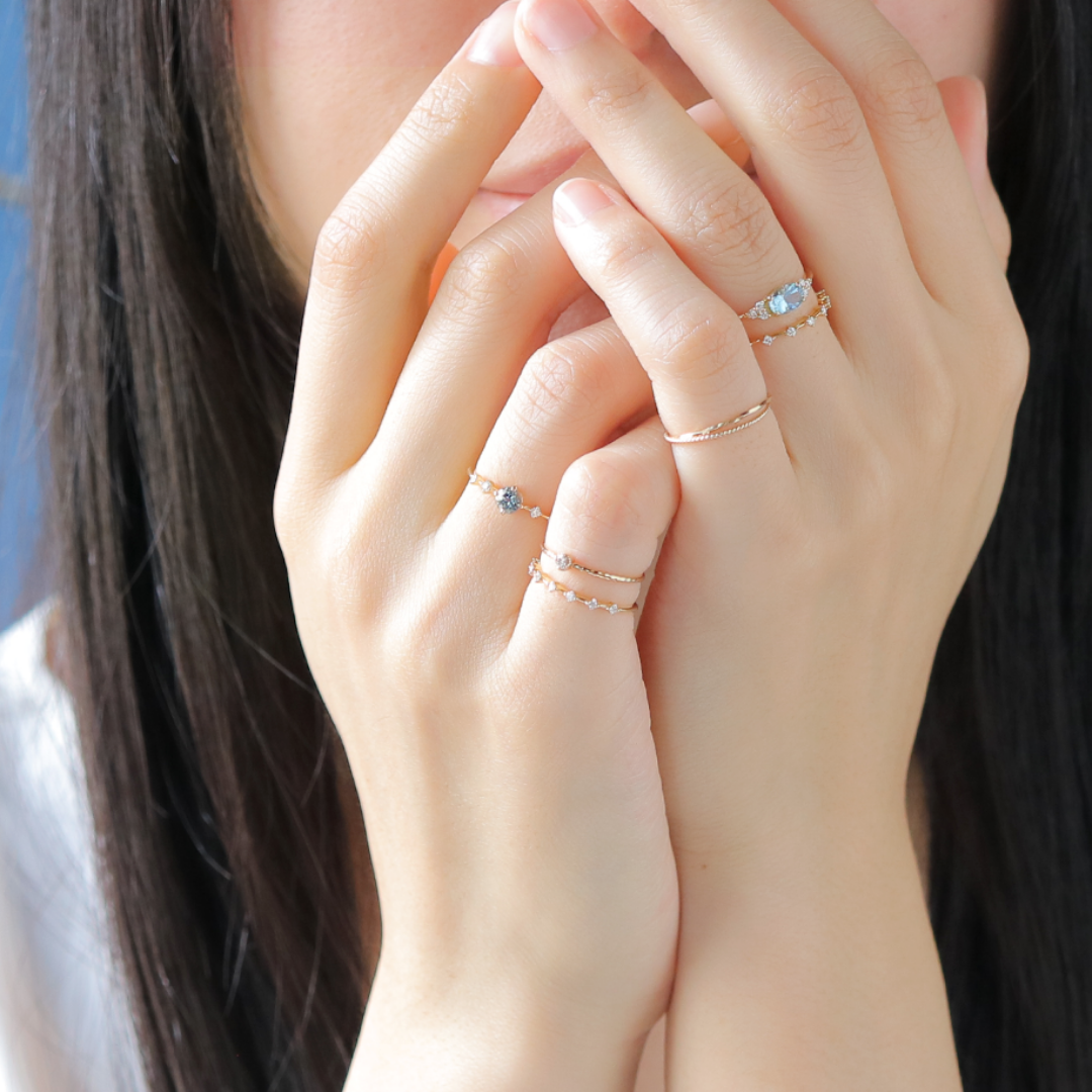 【 自分の指輪サイズが知りたい方へ 】リングサイズ表と自宅で測る場合の方法をご紹介